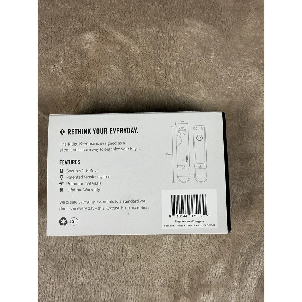 Ridge The KeyCase Eucalyptus Key Organizer Holder Compact Keychain New in Box
